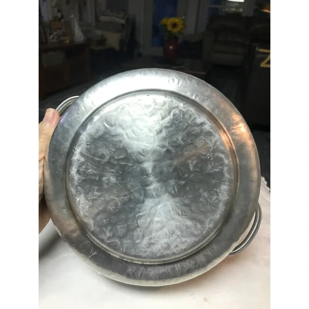 MCM Vintage hammered aluminum casserole with lid, MCM, Rodney Kent, tulip design